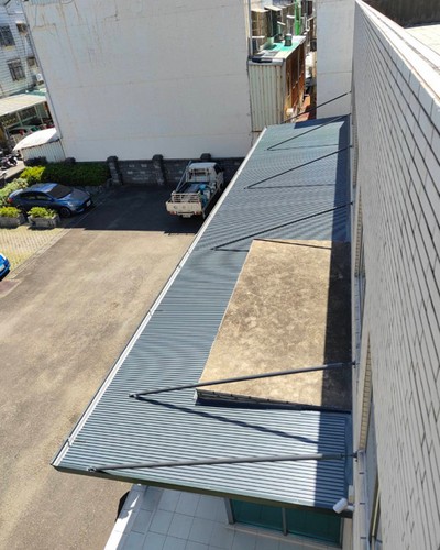 新竹長城鋁板雨遮工程, 新竹長城隔熱鋁瓦雨棚, 新竹屋頂隔熱方案推薦, 香山鐵皮浪板施工