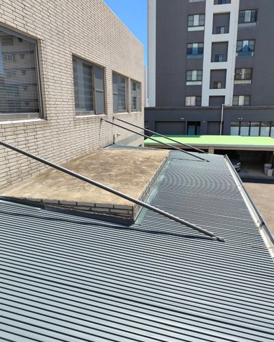 新竹長城鋁板雨遮工程, 新竹長城隔熱鋁瓦雨棚, 新竹屋頂隔熱方案推薦, 新竹鐵皮浪板施工, 新竹鐵皮屋頂施工推薦