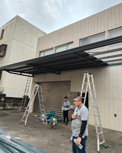 新竹長城鋁板雨遮工程, 新竹長城隔熱鋁瓦雨棚, 新竹屋頂隔熱方案推薦, 新竹鐵皮浪板施工, 新竹鐵屋浪板施工推薦